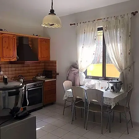 Lägenhet Tirana City Rooms *